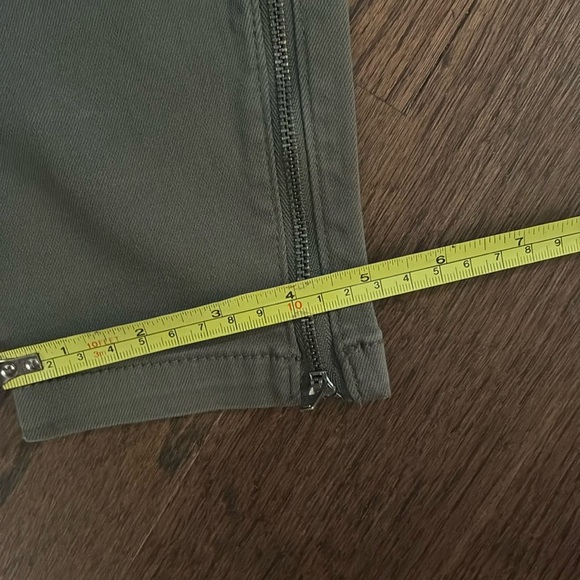 Joie Olive Skinny Jeans​ - Picture 11 of 12